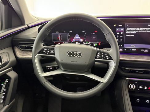 New 2025 Audi Q5 Premium image 17