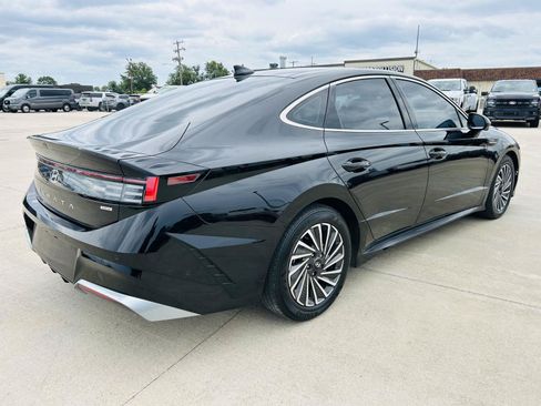Used 2024 Hyundai Sonata Limited FWD image 40