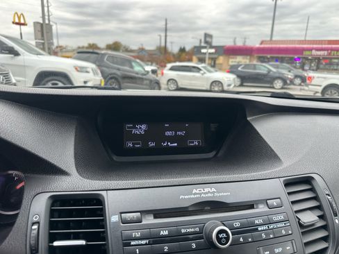 Used 2011 Acura TSX Sport Wagon image 12