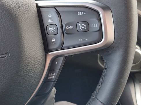 Used 2025 RAM 1500 Big Horn AWD/4WD image 13