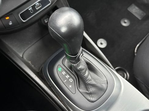 Used 2016 FIAT 500X Lounge image 22