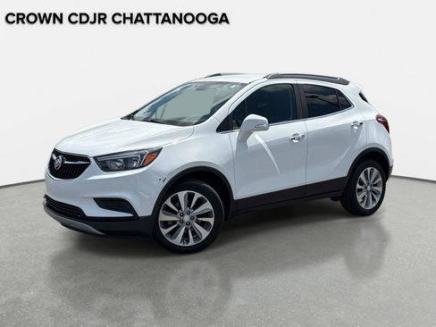 Used 2018 Buick Encore Preferred FWD image 1