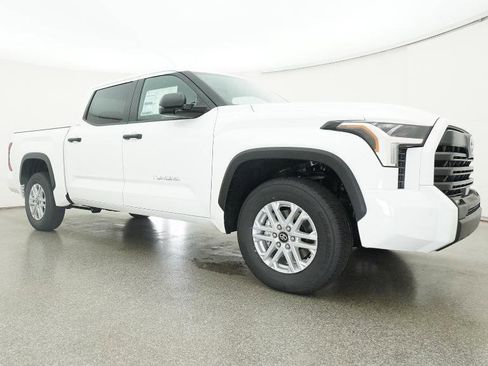 New 2026 Toyota Tundra SR5 RWD image 32