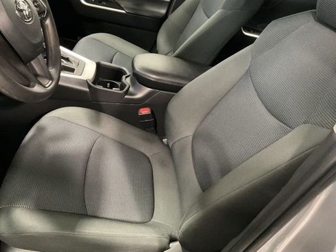 Used 2023 Toyota RAV4 LE image 11