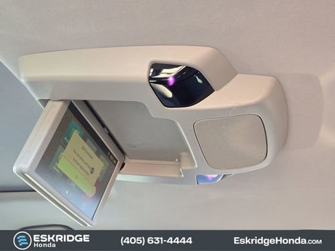 Used 2019 Honda Pilot Touring image 32