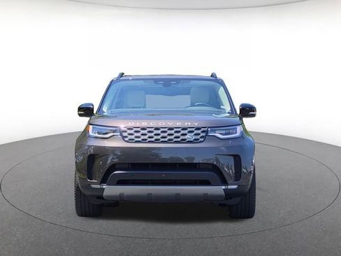 Used 2025 Land Rover Discovery S AWD/4WD image 2