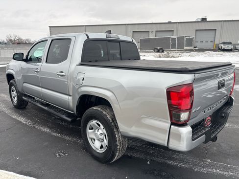 Used 2023 Toyota Tacoma SR image 5