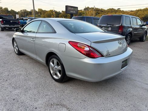 Used 2006 Toyota Solara SLE FWD image 3