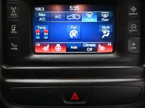 Used 2015 Chrysler 200 S w/ Comfort Group image 16