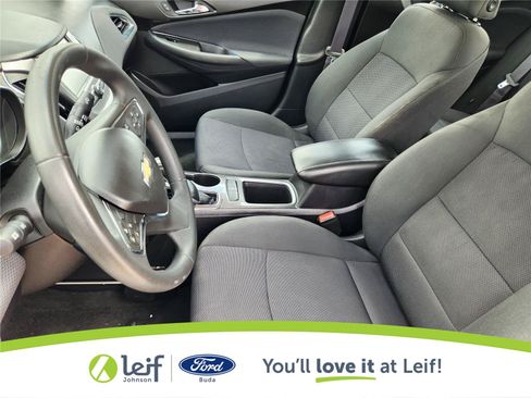 Used 2017 Chevrolet Cruze LT w/ Convenience Package FWD image 12