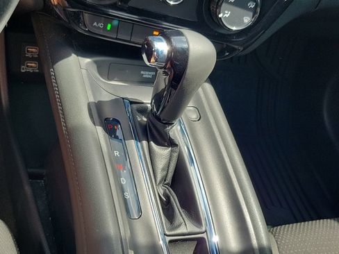 Used 2019 Honda HR-V Sport image 27