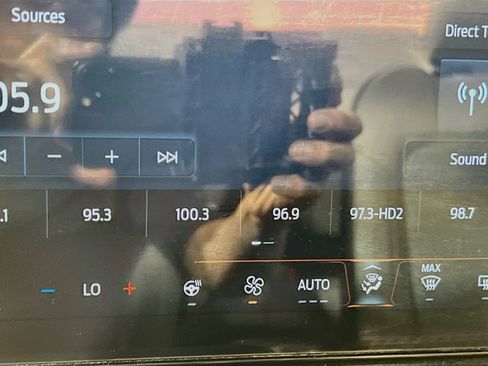 Used 2024 Ford Mustang Premium RWD image 27