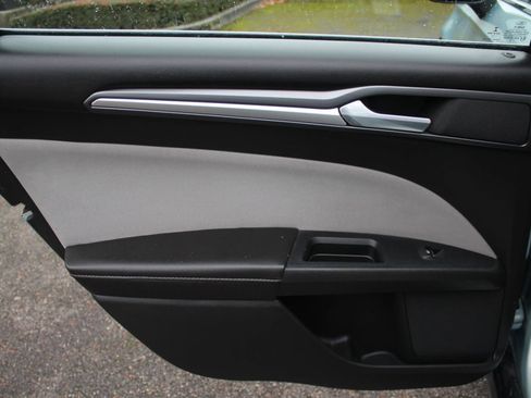 Used 2014 Ford Fusion S image 12