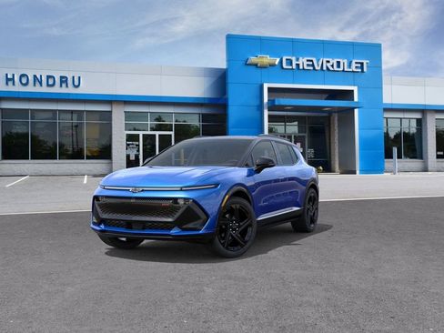 New 2026 Chevrolet Equinox EV RS image 8