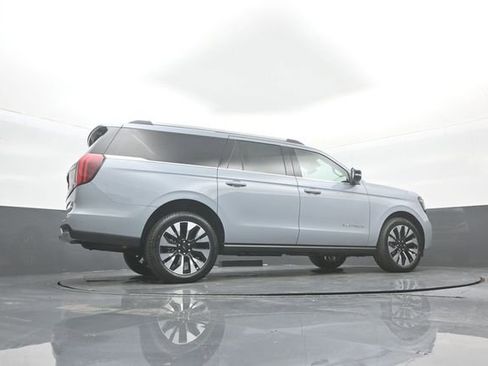 New 2026 Ford Expedition Max Platinum AWD/4WD image 39