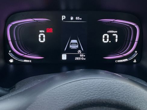 Used 2025 Kia Soul LX w/ LX Technology Package image 22