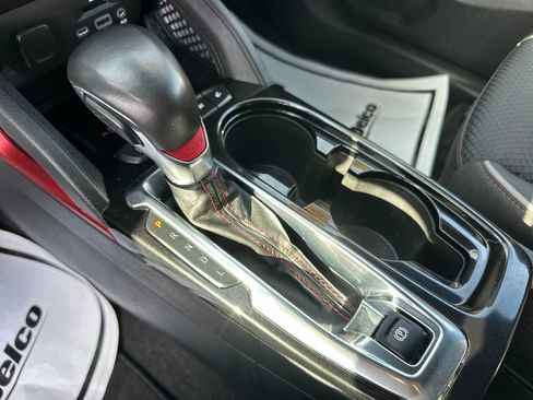 Used 2022 Chevrolet TrailBlazer RS w/ Technology Package image 16