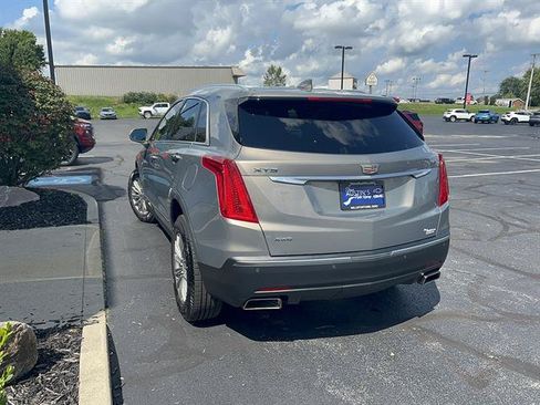 Used 2018 Cadillac XT5 Luxury w/ Driver Awareness Package AWD/4WD image 5