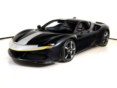 Certified 2022 Ferrari SF90 Stradale AWD/4WD image 7