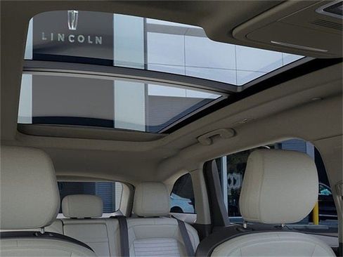 New 2026 Lincoln Nautilus Reserve w/ Jet Appearance Package AWD/4WD image 22