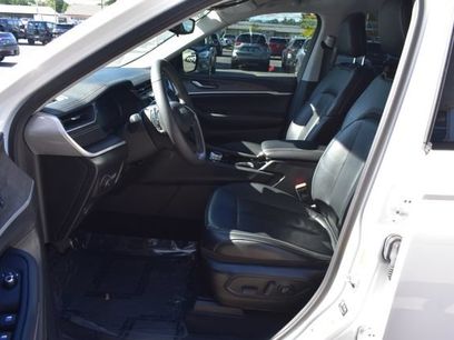 Used 2023 Jeep Grand Cherokee L Limited