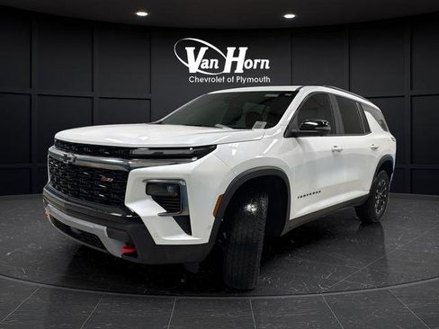 Used 2025 Chevrolet Traverse Z71 w/ Enhanced Driving Package image 7