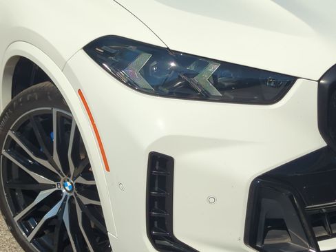 Certified 2024 BMW X5 xDrive40i w/ M Sport Package image 6