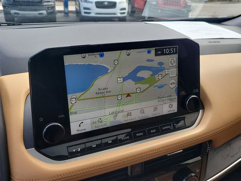 Used 2021 Nissan Rogue Platinum image 23