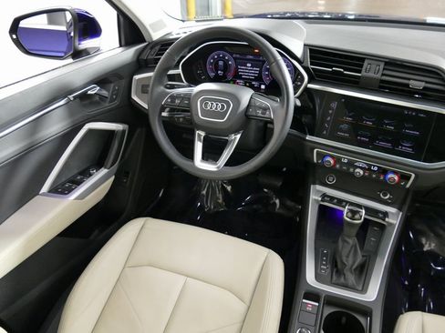 Used 2021 Audi Q3 2.0T Premium Plus w/ Premium Plus Package image 25