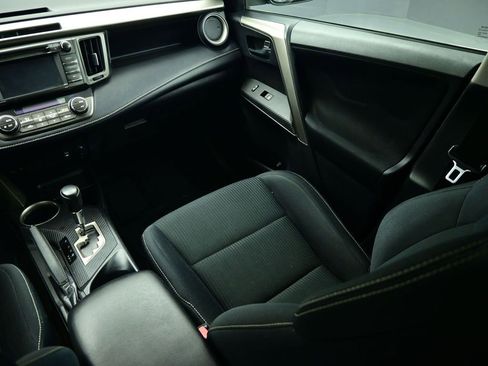 Used 2015 Toyota RAV4 XLE image 47