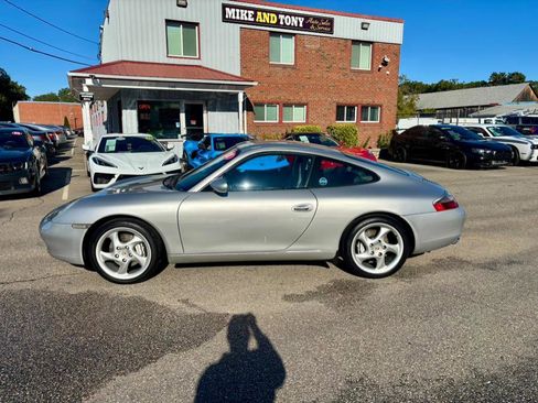 Used 2001 Porsche 911 Carrera 4 image 5