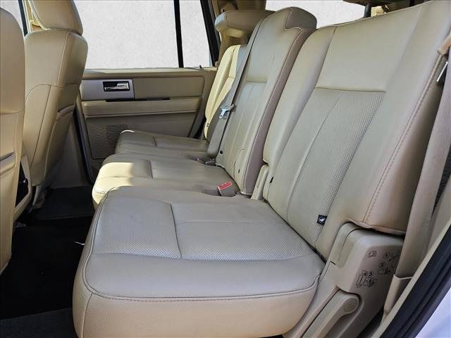 Used 2017 Ford Expedition Limited RWD image 19