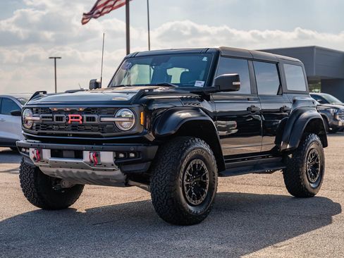 Certified 2023 Ford Bronco Raptor image 3