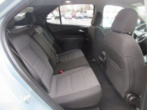 Used 2022 Chevrolet Equinox LT image 23