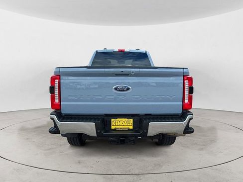 Certified 2025 Ford F350 Lariat w/ FX4 Off-Road Package image 4