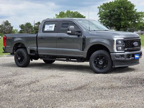 New 2026 Ford F250 XL AWD/4WD image 2