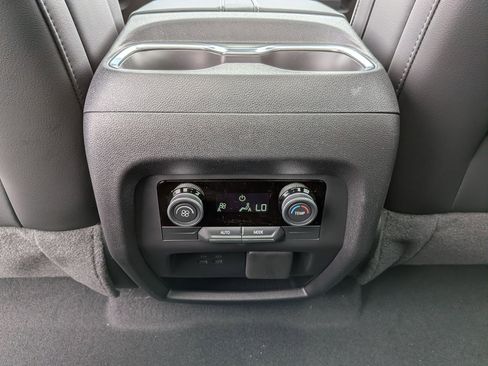 New 2026 Buick Enclave Preferred image 21