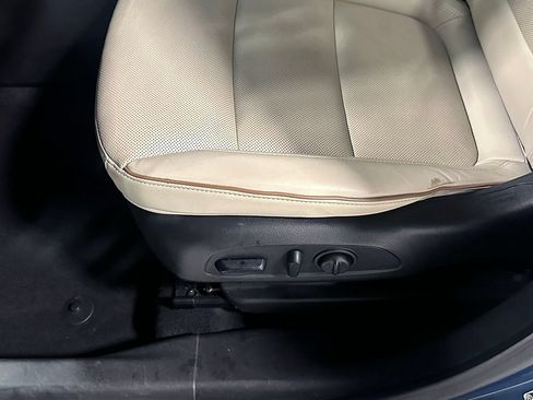 Used 2024 Buick Encore GX Avenir w/ Avenir Convenience Package AWD/4WD image 24
