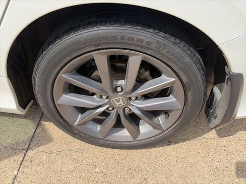 Used 2019 Honda Civic EX image 12