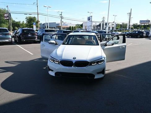 Used 2019 BMW 330i xDrive Sedan w/ Convenience Package AWD/4WD image 38