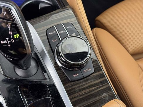 Used 2023 BMW 540i xDrive w/ Executive Package image 30