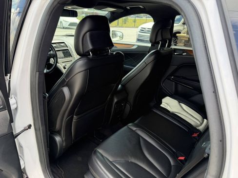 Used 2017 Lincoln MKC Reserve AWD/4WD image 22