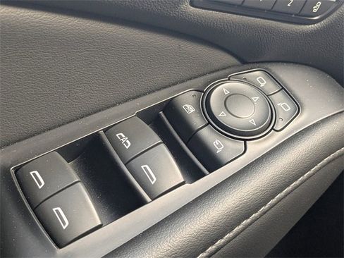 Used 2023 Buick Enclave Avenir w/ Avenir Technology Package image 30