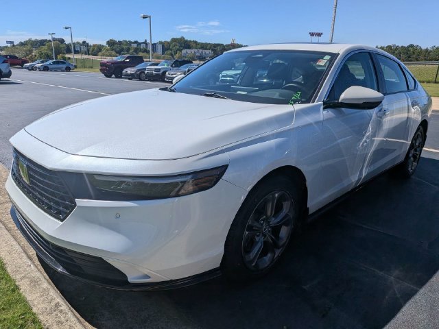 Used 2023 Honda Accord EX-L image 5