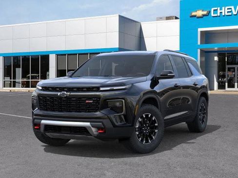 New 2026 Chevrolet Traverse Z71 w/ LPO, Floor Liner Package image 6