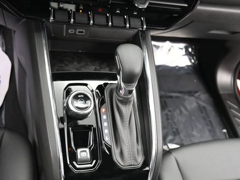 New 2026 GMC Canyon Elevation w/ Convenience Package image 21