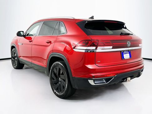 Used 2024 Volkswagen Atlas Cross Sport SE FWD image 7