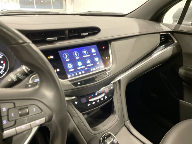 Certified 2024 Cadillac XT6 Luxury AWD/4WD image 25