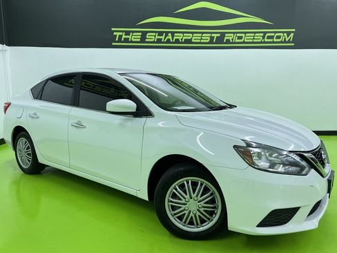 Used 2017 Nissan Sentra S FWD image 1