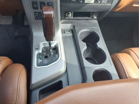 Used 2016 Toyota Sequoia Platinum image 13